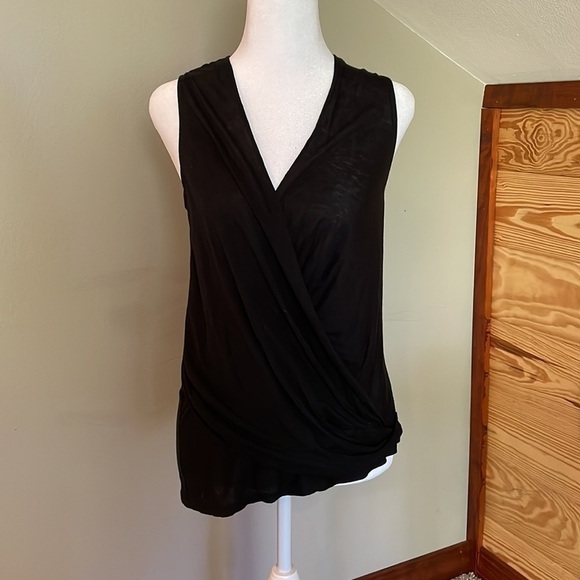 Express Black Sleeveless V-Neck Wrap Top Extra Small - Picture 1 of 7